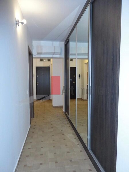 Trei camere de inchiriat zona Metrou Dristor