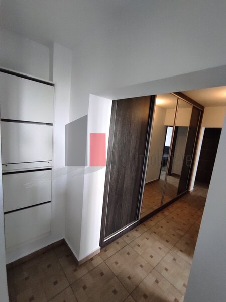 Trei camere de inchiriat zona Metrou Dristor